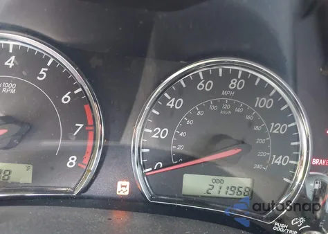 2013 Toyota Corolla S z USA, uszkodzony, nr VIN 5YFBU4EE1DP185387